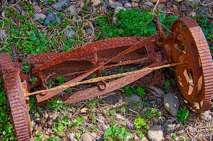 Rusty and crust lawn mower.